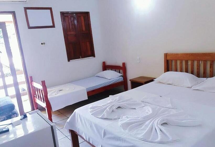 Standard Triple Room, Pousada Flor Do Dendê