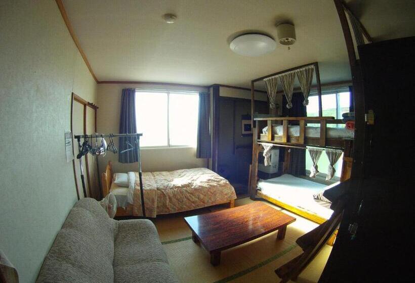 غرفة قياسية رباعية, P Dash Garden Backpackers