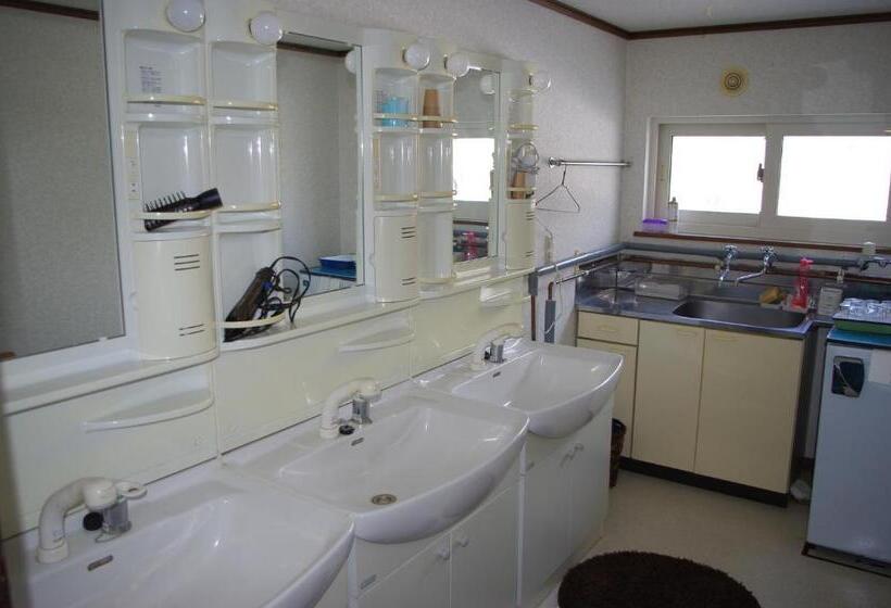 غرفة قياسية حمام مشترك, P Dash Garden Backpackers