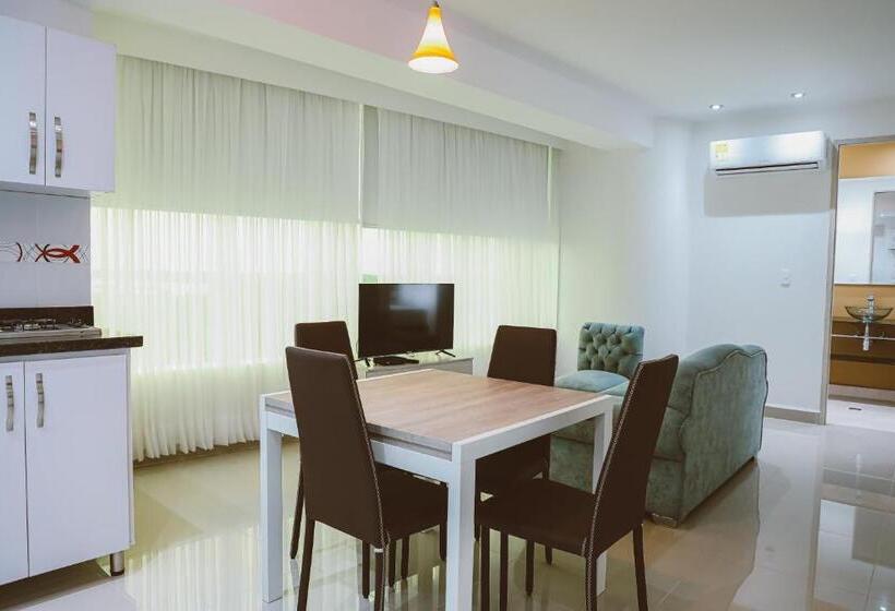 Family Suite, Súper Estrellas