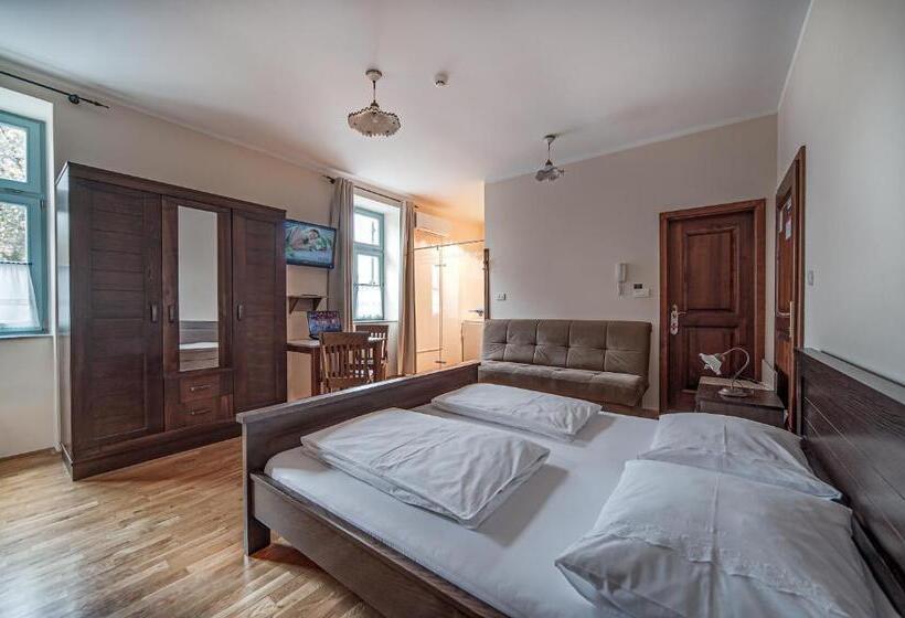 اتاق لوکس, Rooms & Apartments Parma