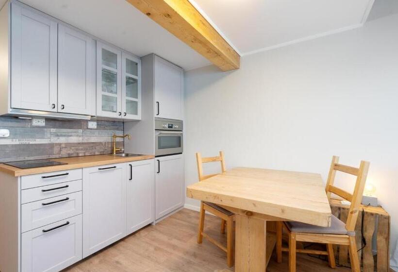 带海景的标准工作室, Sveggvika Guesthouse