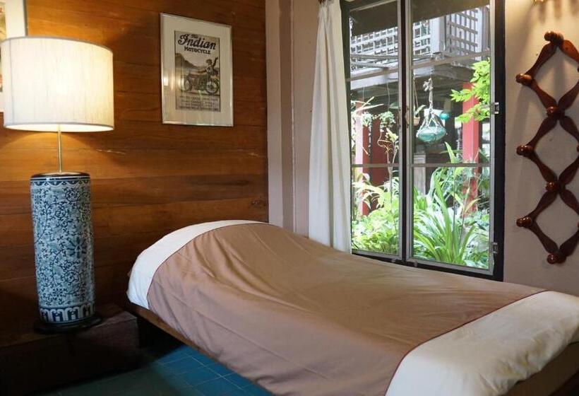 패밀리 룸 가든 전망, The Riverside Guest House