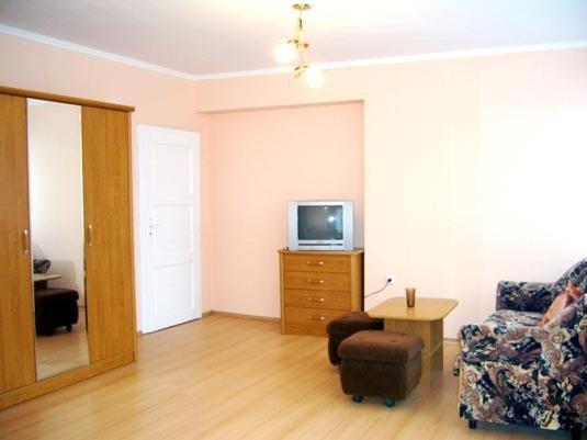 Полулюкс с Балконом, Family Hotel Velevi