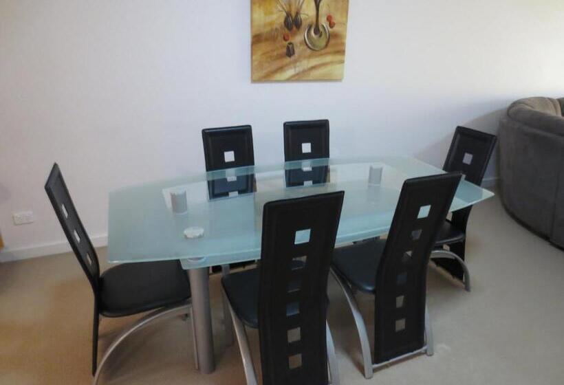 2 Bedroom Apartment with Views, Lights Landing Apartments