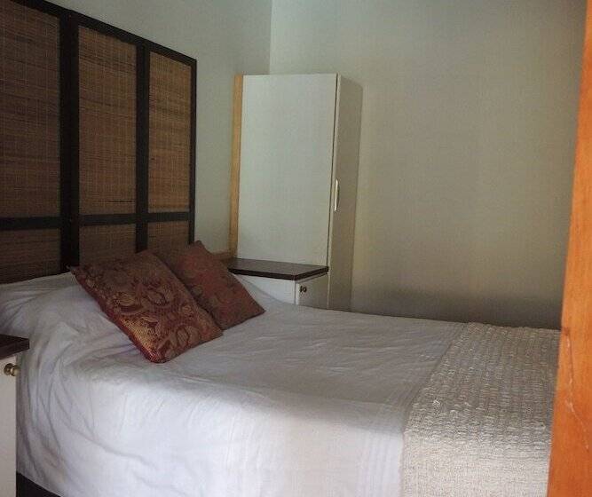 Номер Стандарт, Brackens Guest House