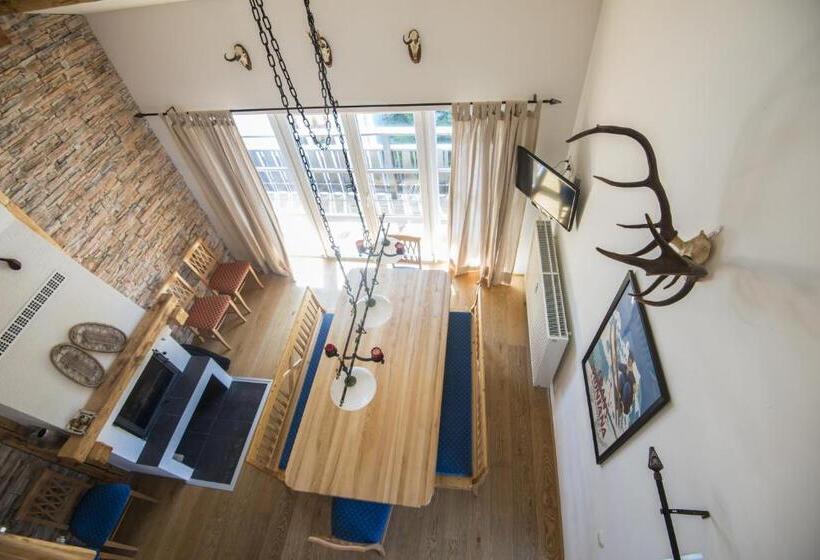 1 Bedroom Penthouse Apartment, Haus Wasmer By Alpentravel