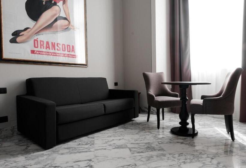 اتاق سوپریور با تخت بزرگ, De Ville