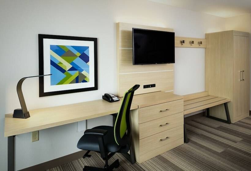 套房, Holiday Inn Express & Suites   Medford, An Ihg