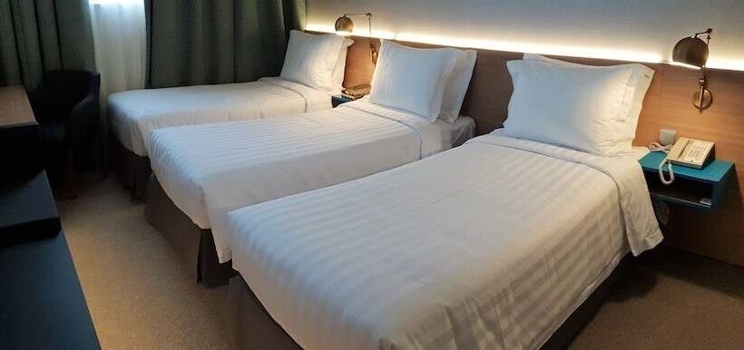 Номер Стандарт Трехместный, M Hotel Al Dana Makkah By Millennium