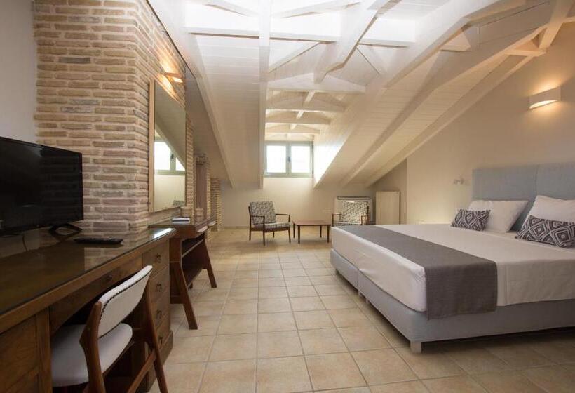 Апартаменты 2 Спальни, Golden Coast Resort