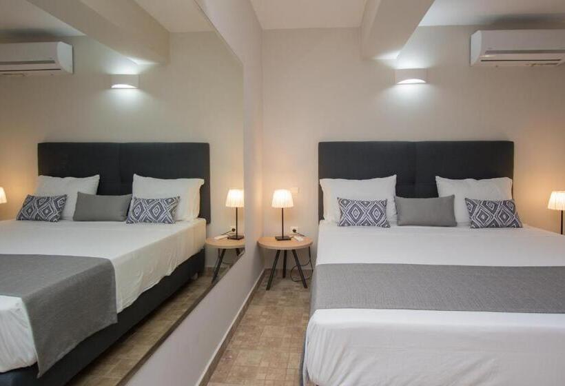 Люкс с Бассейном, Golden Coast Resort