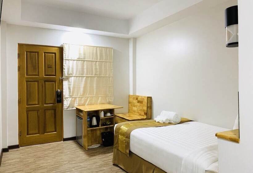 Standard Single Room, Shin Ye Htut