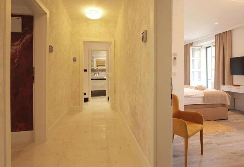 발코니 디럭스 룸, Well Of Life Luxury Rooms