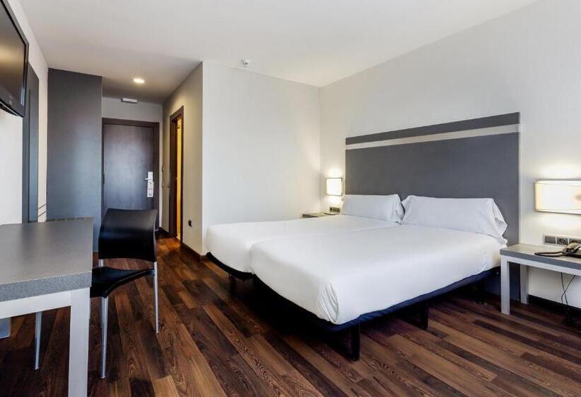 Номер Стандарт, B&b Hotel Oviedo