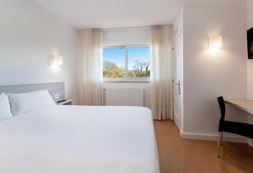 Quarto Superior, B&b Hotel Oviedo