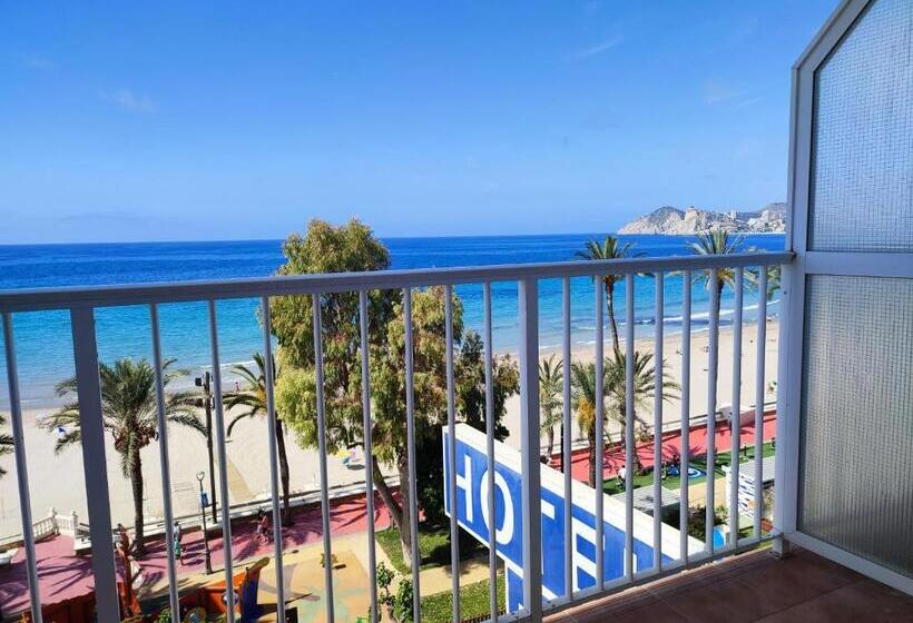 اتاق استاندارد با چشم‌انداز دریا, Flats Friends Mar Blau