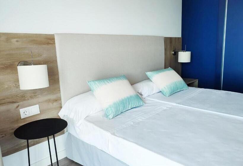 اتاق استاندارد با چشم‌انداز دریا, Flats Friends Mar Blau