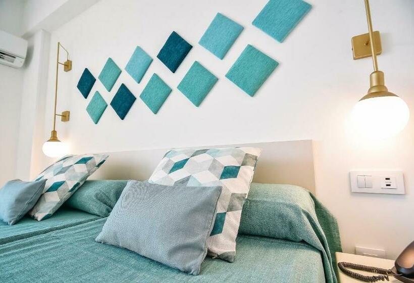 Quarto Estandar com Sacada, Gala Placidia 3* Sup