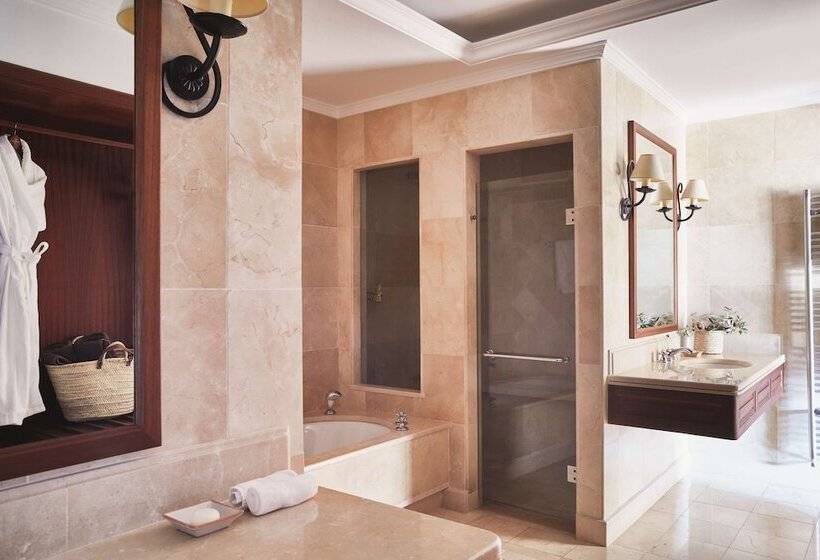 Полулюкс Повышенной Комфортности, La Residencia, A Belmond Hotel, Mallorca