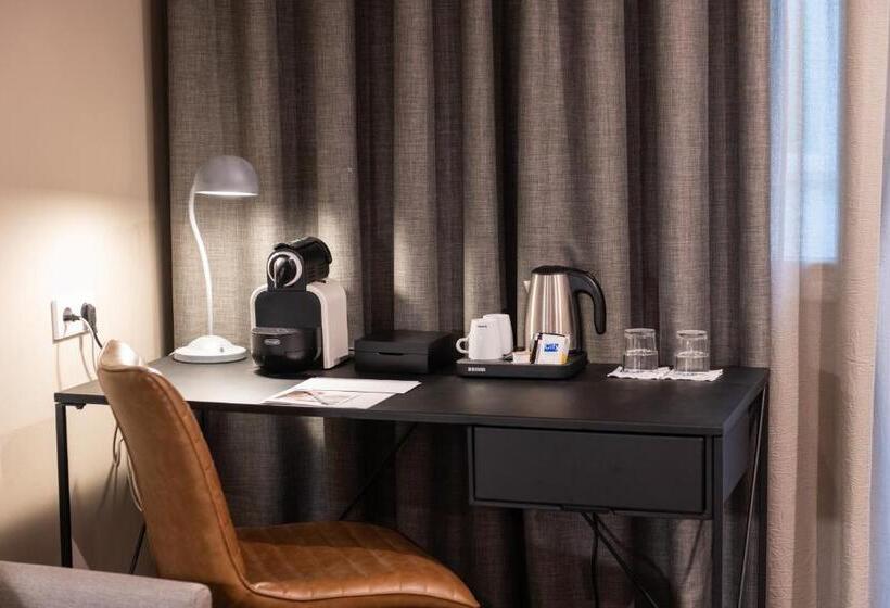Номер Стандарт, Atenea Rekord Suites
