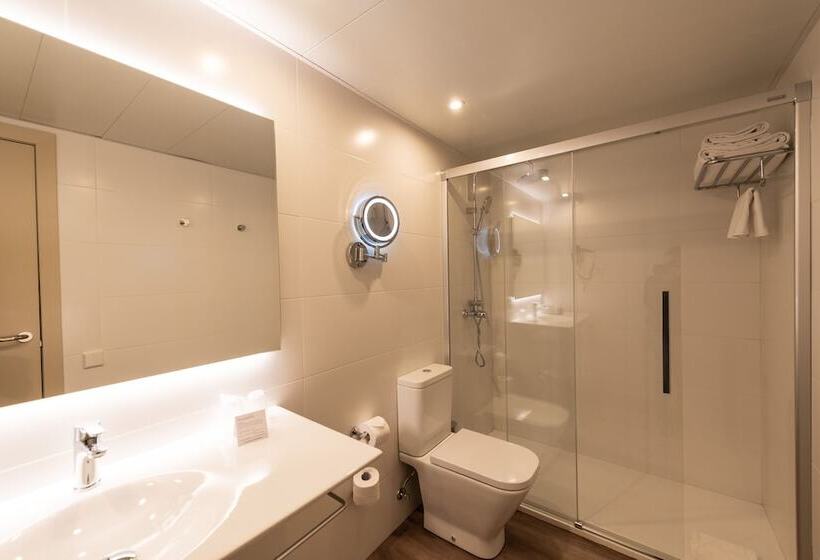 Номер Стандарт, Atenea Rekord Suites
