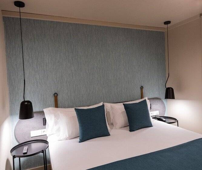 Номер Стандарт, Atenea Rekord Suites