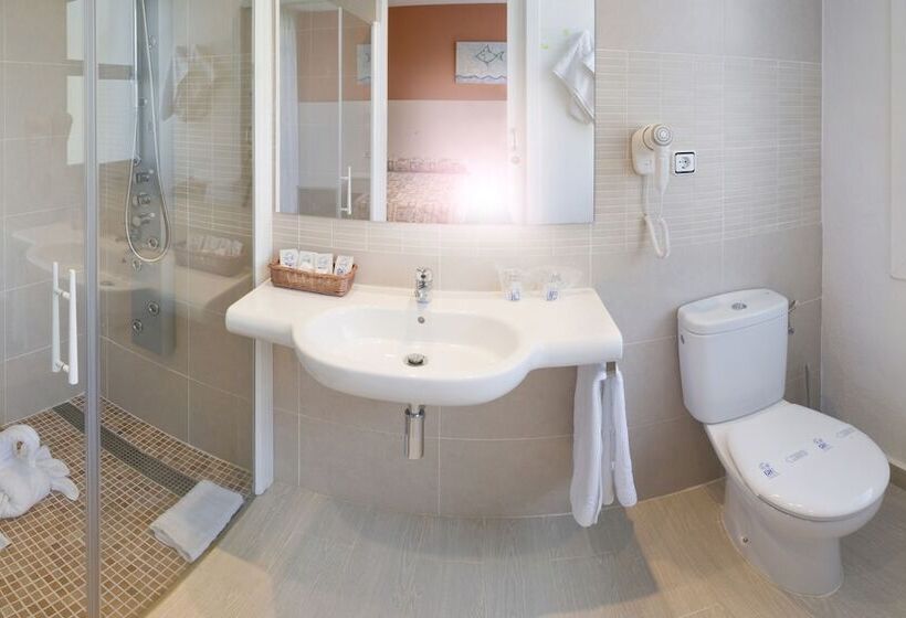 Номер Стандарт Вид на Бассейн, Ght Balmes, Hotel Aparthotel&splash