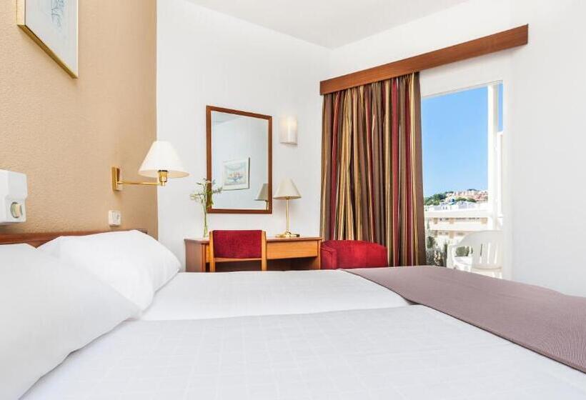 Номер Стандарт Трехместный, Globales Playa Santa Ponsa