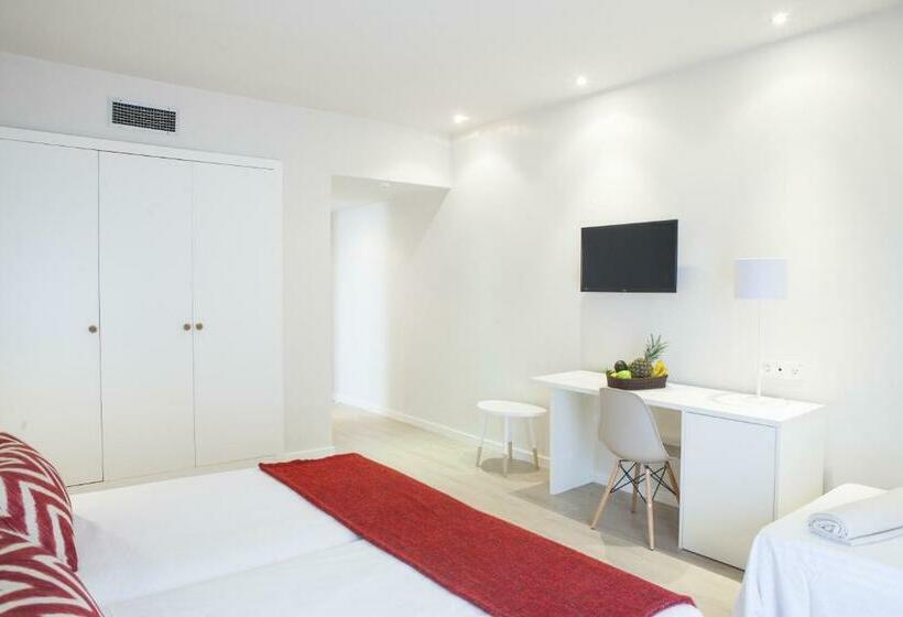 Chambre Triple Deluxe, Ibersol Antemare - Adults Only