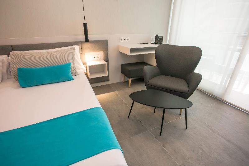 Номер Стандарт Вид на Бассейн, Kaktus Hotel Kaktus Playa   Adults Recommended
