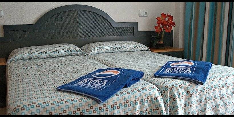 プールビュースタンダードルーム, Invisa Hotel Es Pla   Adults Only