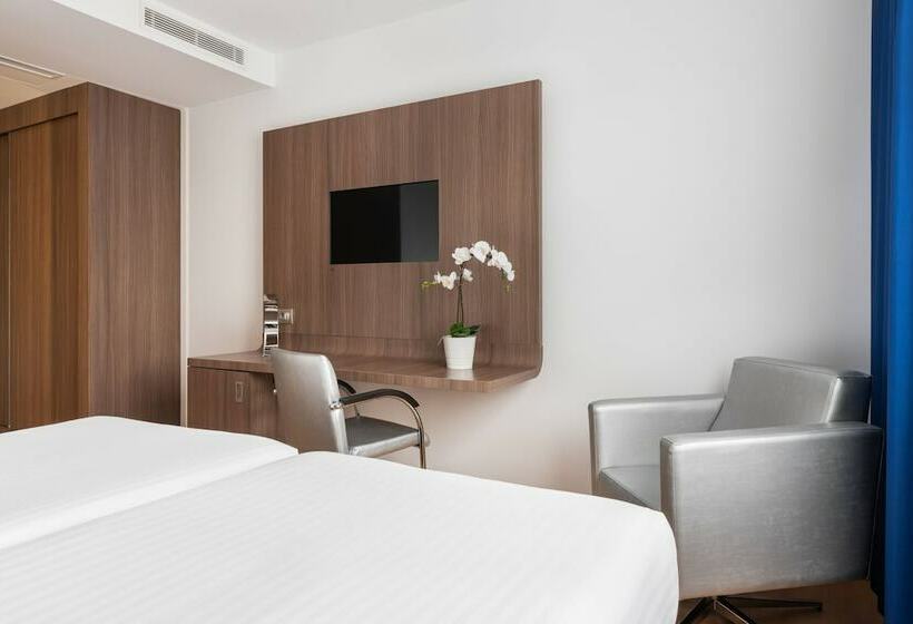 스탠다드 트리플 룸, Eurostars Blue Coruna