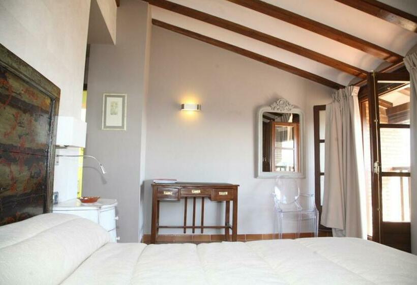 Quarto Estandar com Terraço, Villa De Alquézar