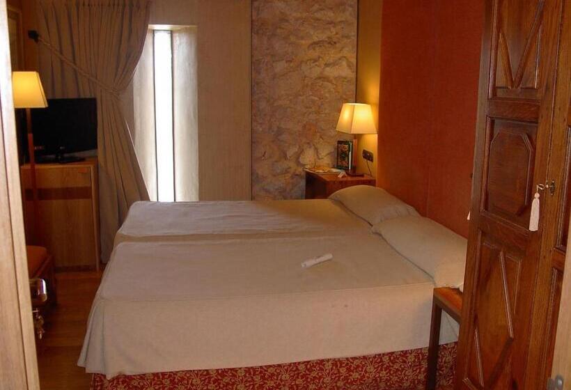 Номер Стандарт, Parador De Alarcon