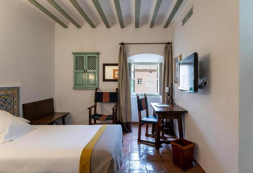 Номер Стандарт, Parador De Almagro