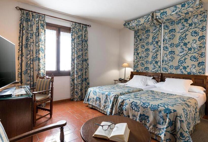 Номер Стандарт, Parador De Jarandilla De La Vera