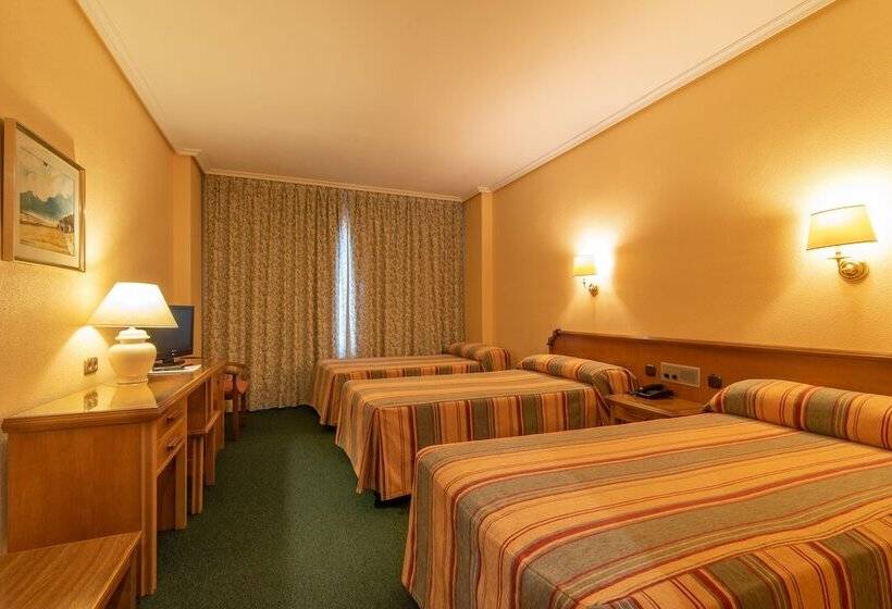 Номер Стандарт, Hospedium Hotel Europa Centro