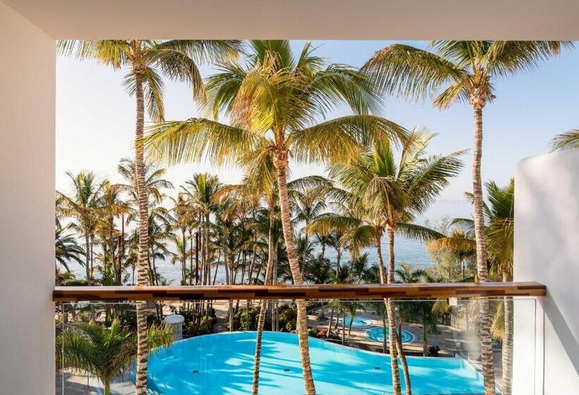 Juniorsviitti, Hotel Fariones