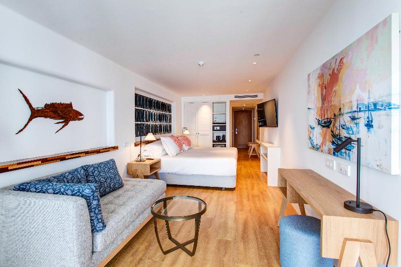Полулюкс Вид на Море, Hotel Fariones