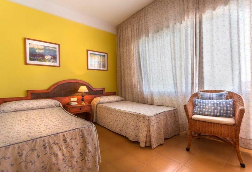 Quarto Estandar, Izán Cavanna