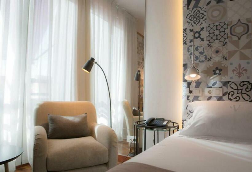 Quarto Estandar, Vincci Soma