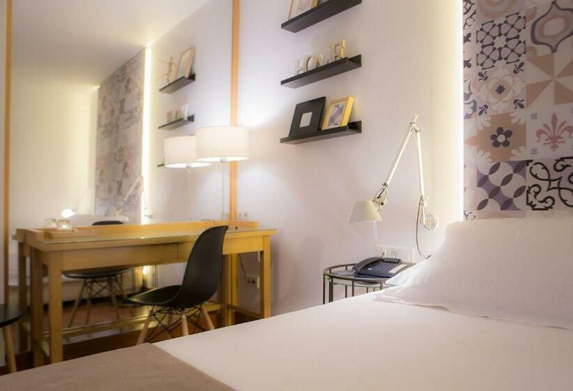 Quarto Estandar, Vincci Soma