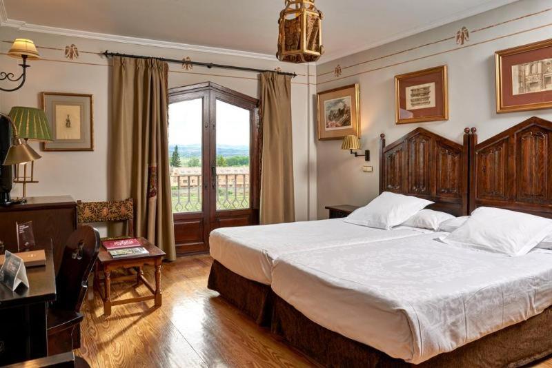Номер Стандарт, Parador De Olite