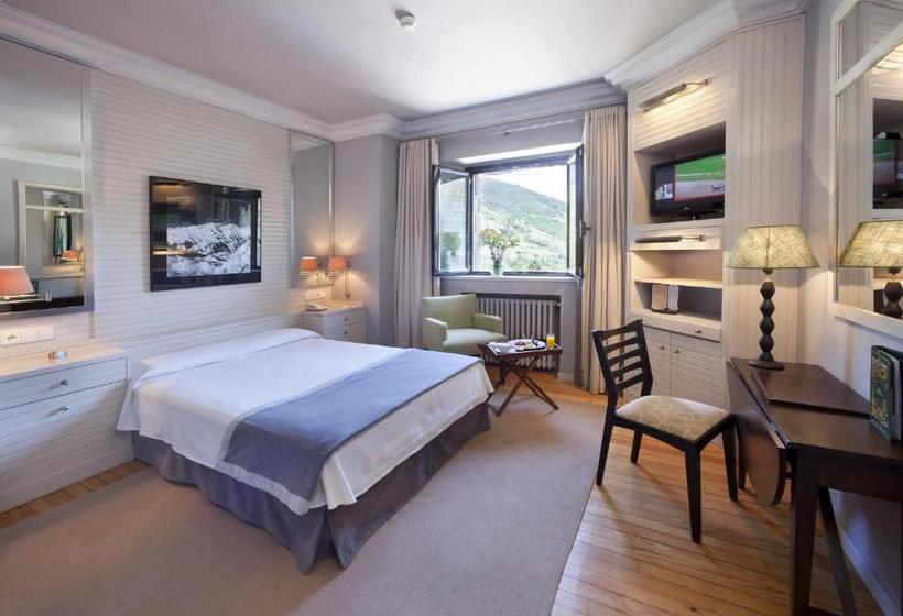 Номер Стандарт, Parador De Vielha