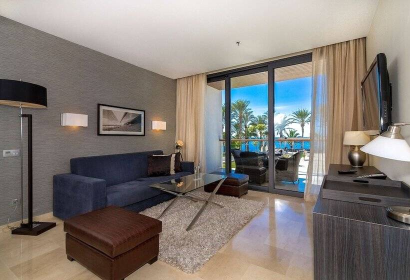 جناح جونيور مطل على الحديقة, Radisson Blu Resort Gran Canaria