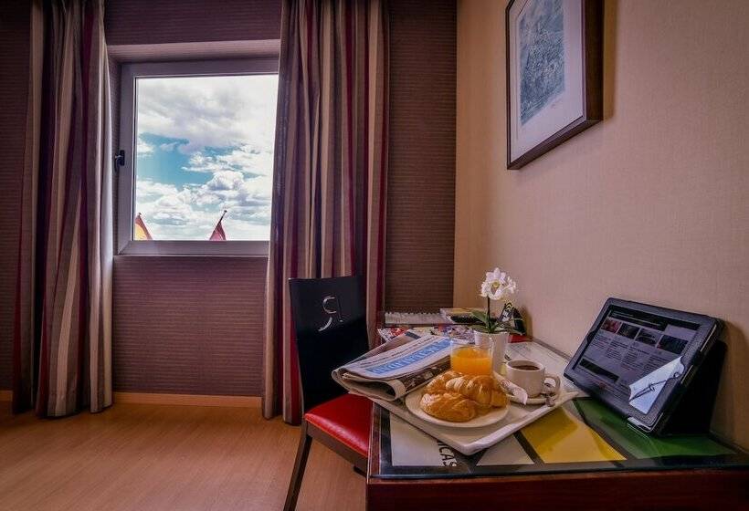 Номер Стандарт, Sercotel Riscal