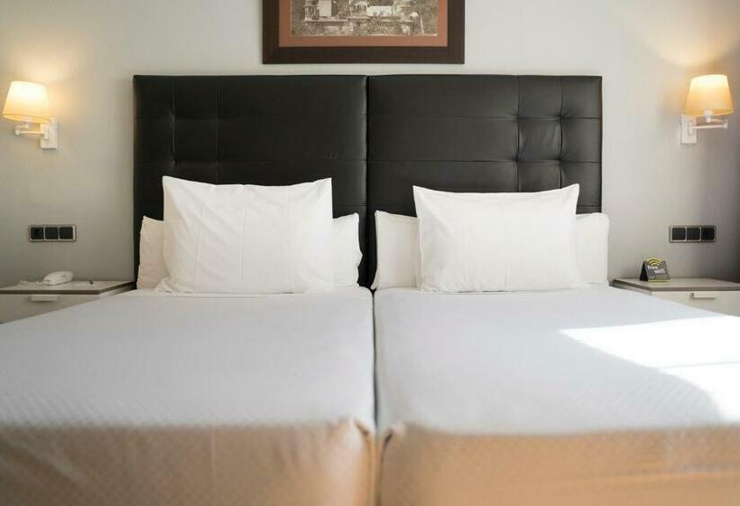 スタンダードルーム, Sercotel Tres Luces