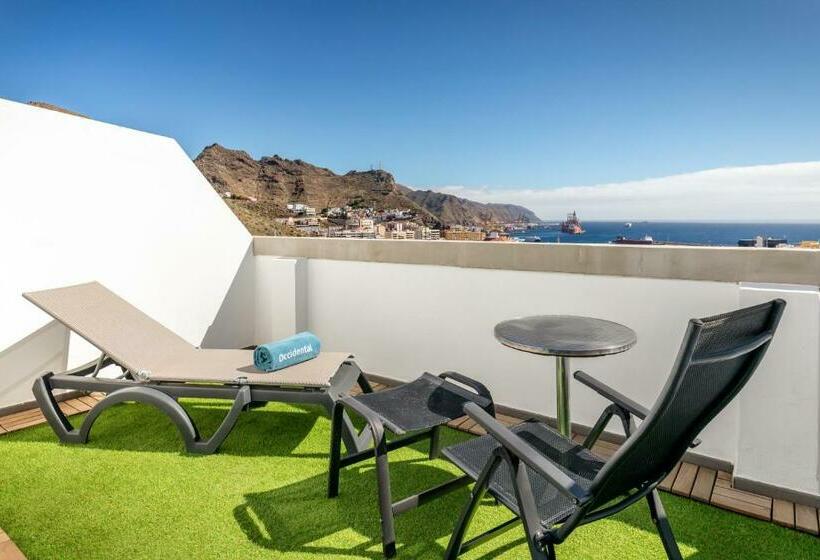 Номер Стандарт с Балконом, Occidental Santa Cruz Contemporaneo