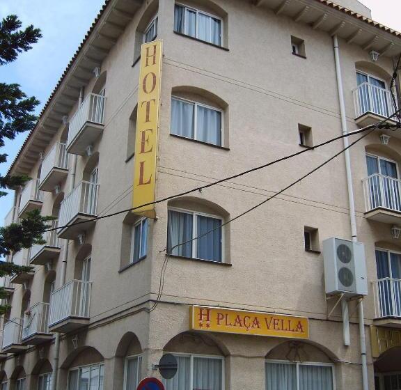 스탠다드 트리플 룸, Plaça Vella